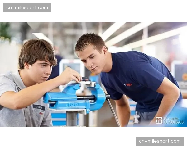 拜仁慕尼黑青训营与慕尼黑大学合作开设运动科学双元制课程